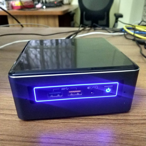 Intel NUC I3